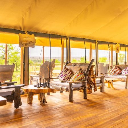 Serengeti Malaika Luxury Camp Villa Екстериор снимка